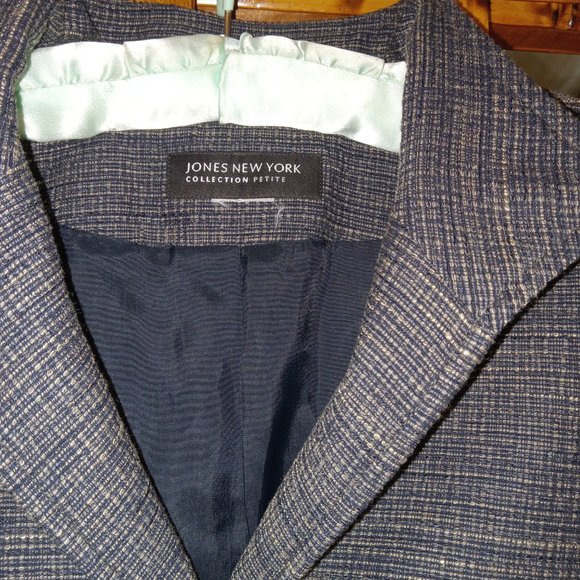 Jones New York - Picture 2 of 3